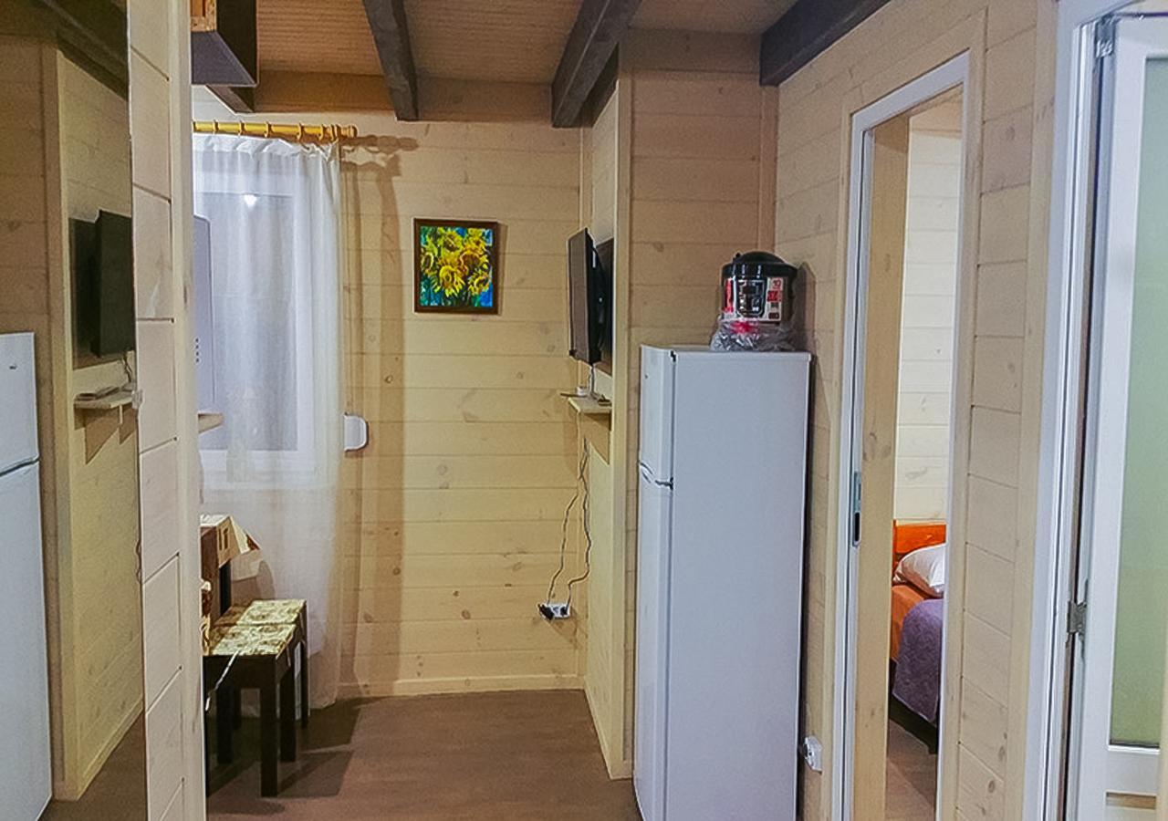 Эко-Дача У Моря Chornomorsk Exterior foto